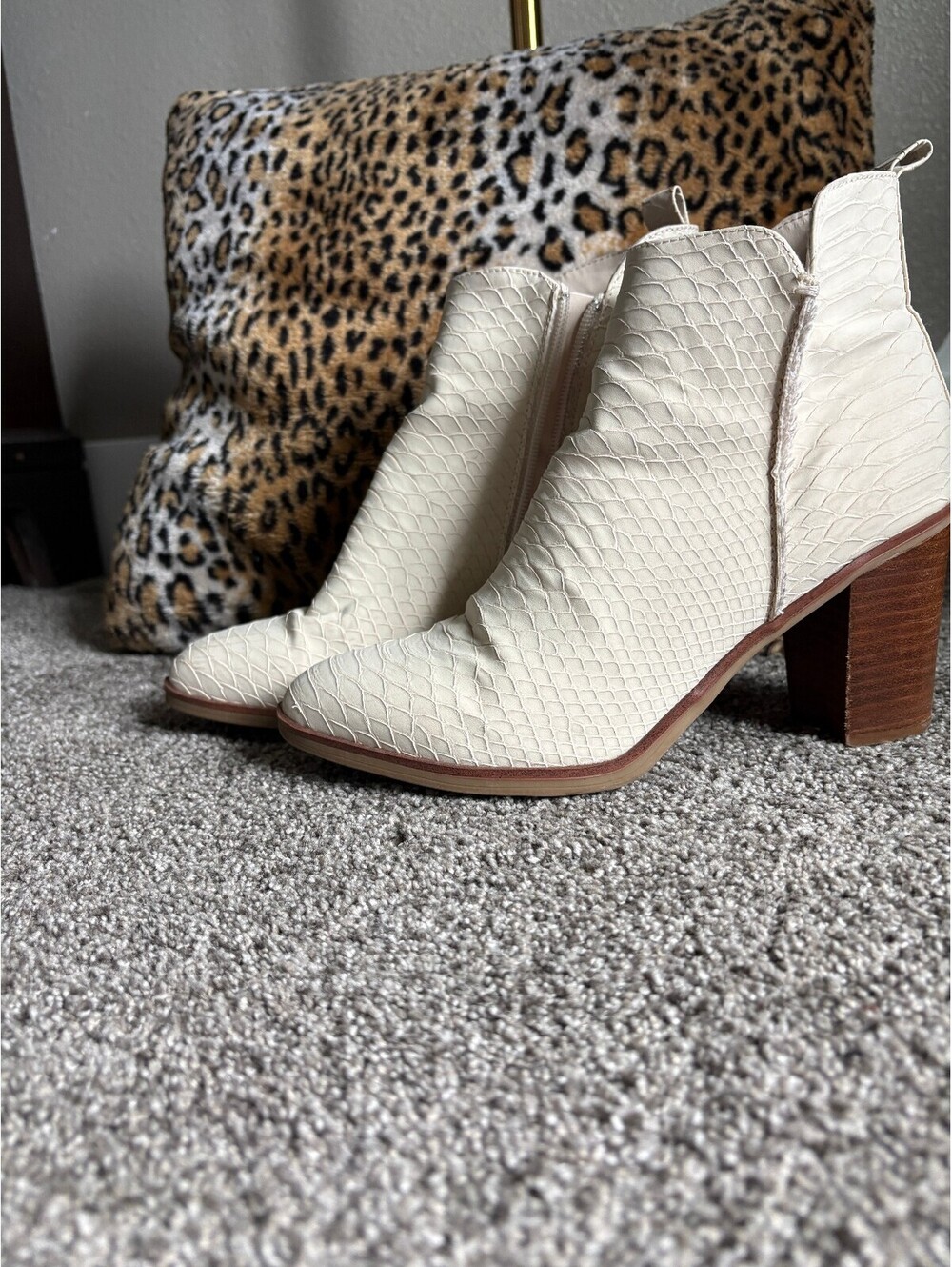 White Faux Leather Crocodile Pattern Block Heel Ankle Boots